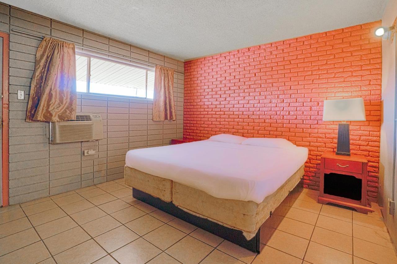 Town & Country Motel Bossier City By Oyo Buitenkant foto